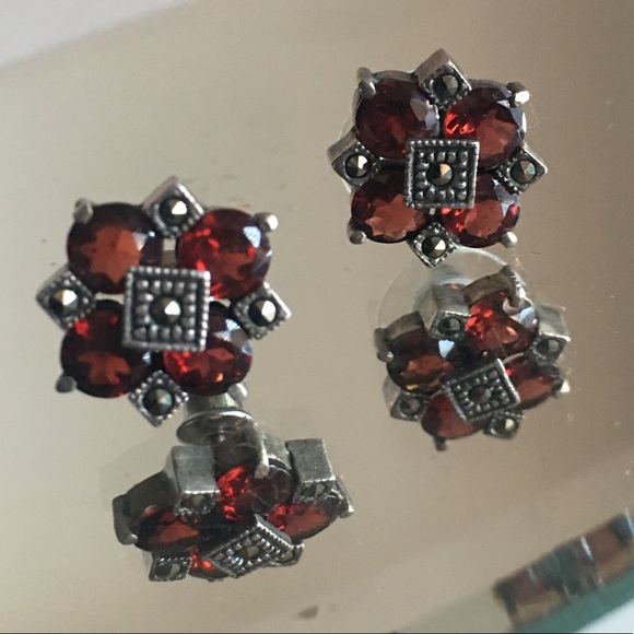 Jewelry - Garnet hemalyka 925 sterling silver earrings⭐️